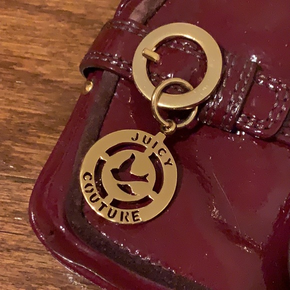 Juicy Couture burgundy patent leather clutch - Picture 2 of 11
